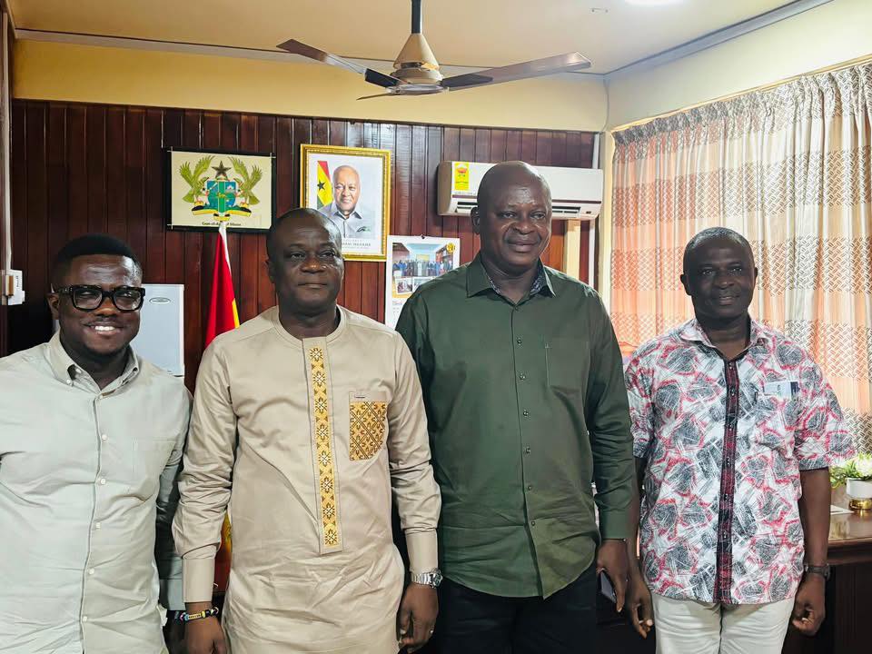 Read more about the article WESTERN REGIONAL MINISTER RECEIVES TRANSPORT MINISTER ON RAILWAY REVITALIZATION MISSION